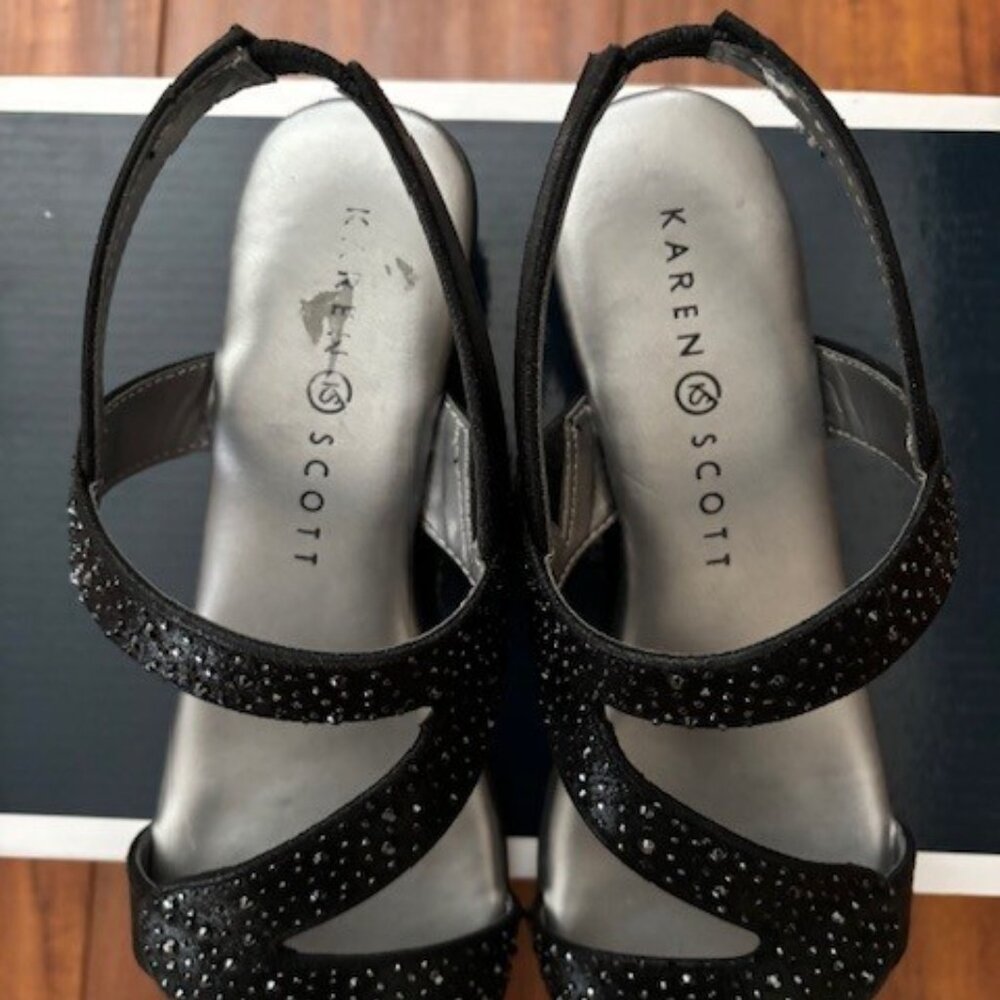 Karen Scott Elinna Strappy Slingback Sandals - Picture 6 of 7